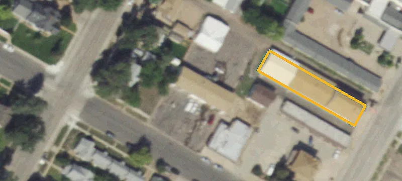322 Elm St