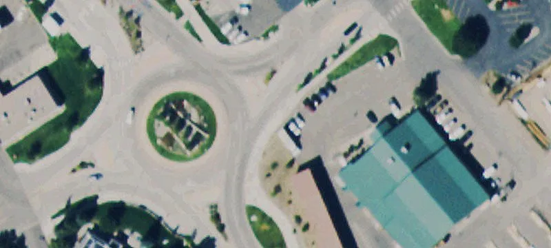50 Chambers Ave, Unit BM