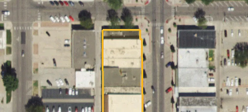 325 Main St