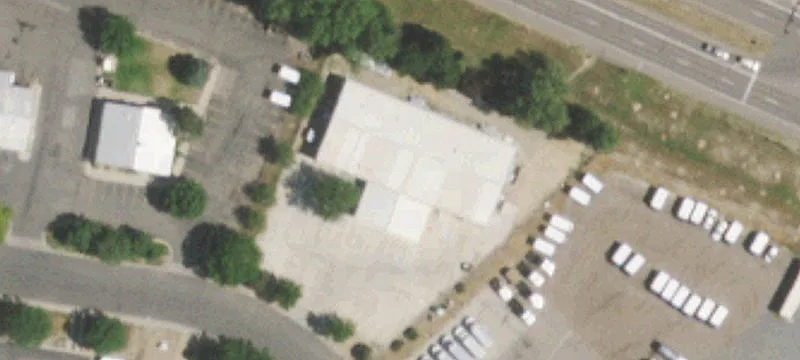 880 Weaver Park Rd