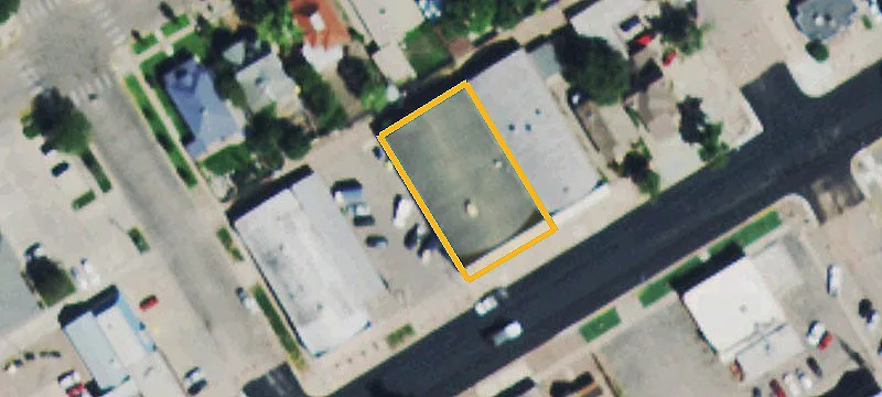 1015 Main St