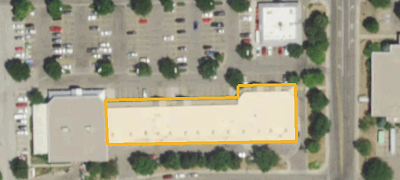 1215 Main St