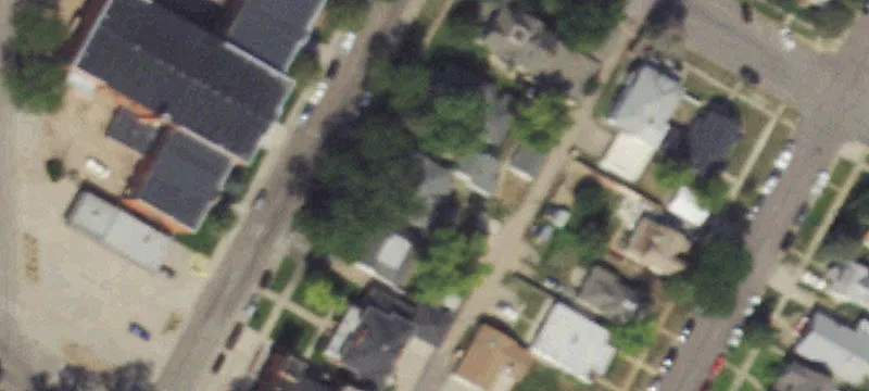 307 3rd St