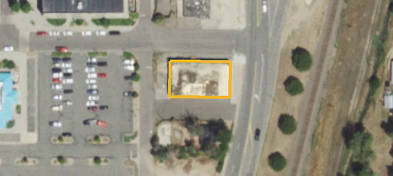 301 Main St, Unit 100