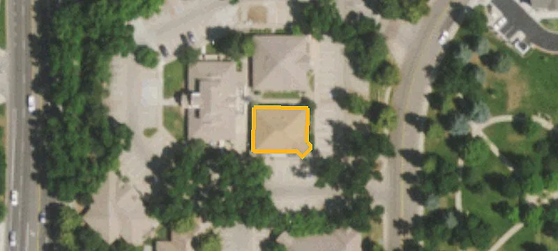 1006 Ctr Ave