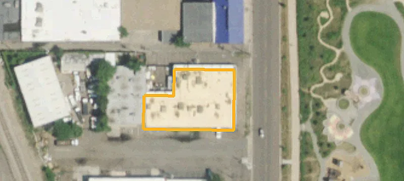 1001 Ctr Ave