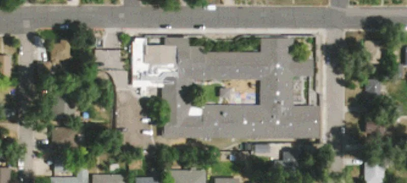 421 Parker St