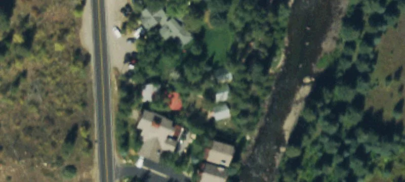 1800 Main St