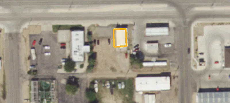 1005 Main St