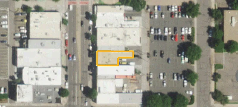 3476 Broadway