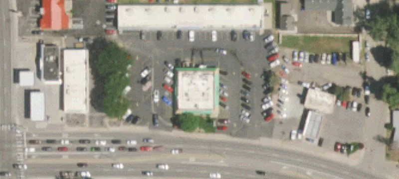 1225 Eisenhower Blvd