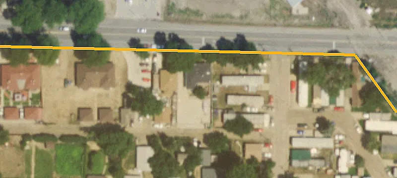 230 Es 1st St