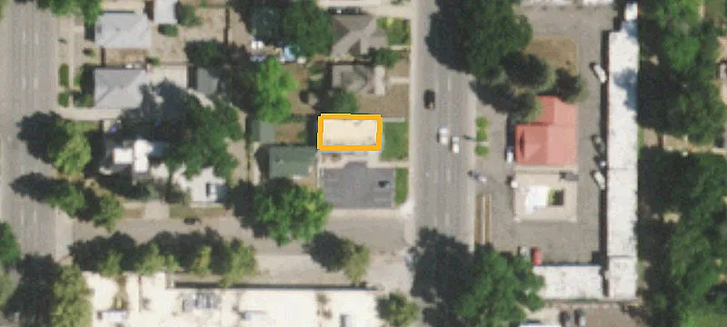 903 Lincoln Ave