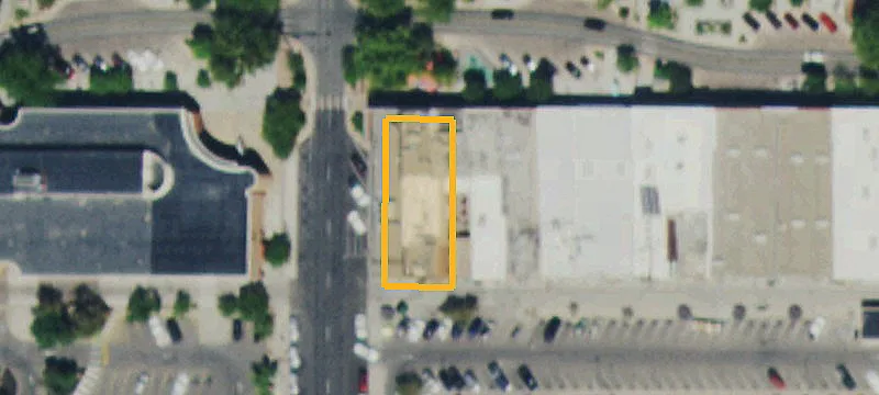 403 Main St