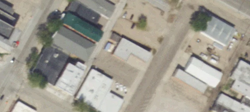 215 2nd St