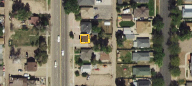 914 Main St
