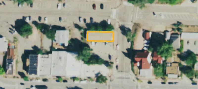 425 High St