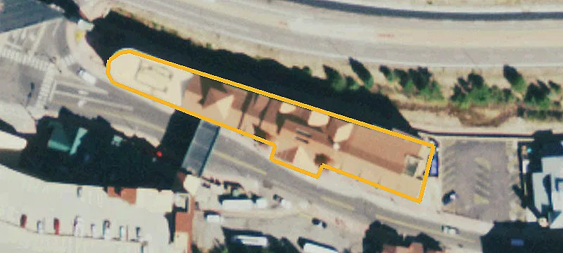 320 Main St