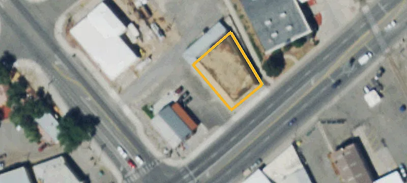 39 Main St
