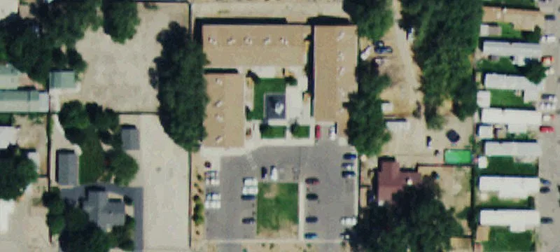 2910 Bunting Ave