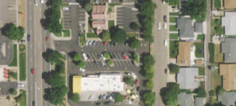 1920 Main St