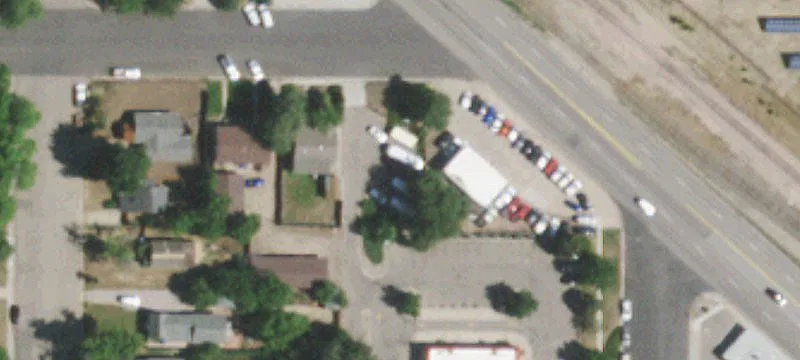 421 Cowan St