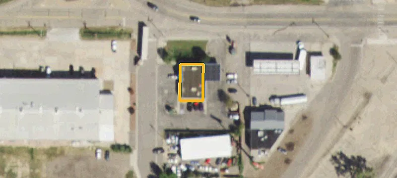 580 Main St