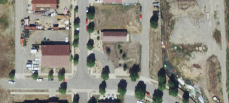 602 Cora St