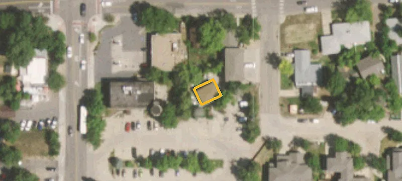 108 Emma St
