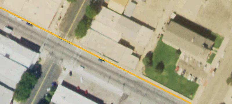 400 Main St