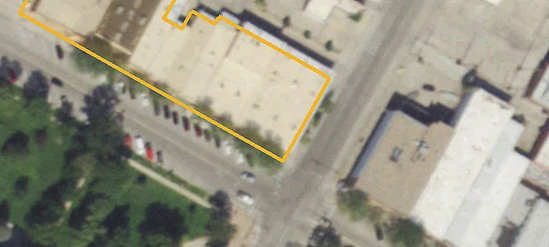 302 Main St