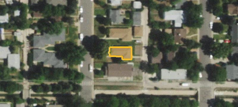 2480 Humboldt St