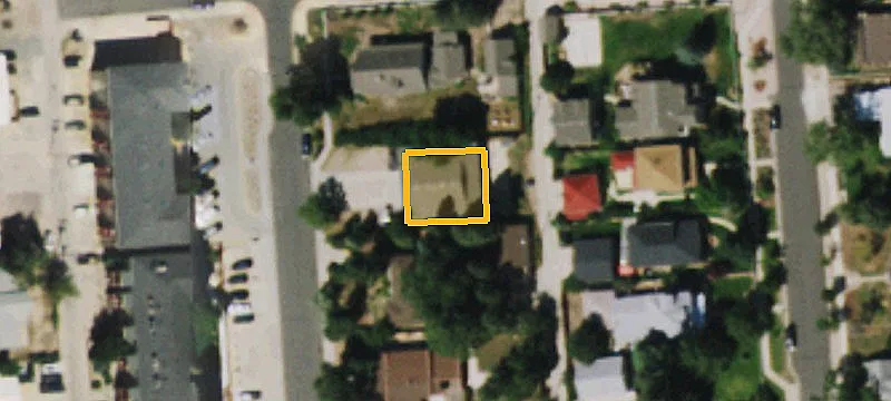 12 Cantril St