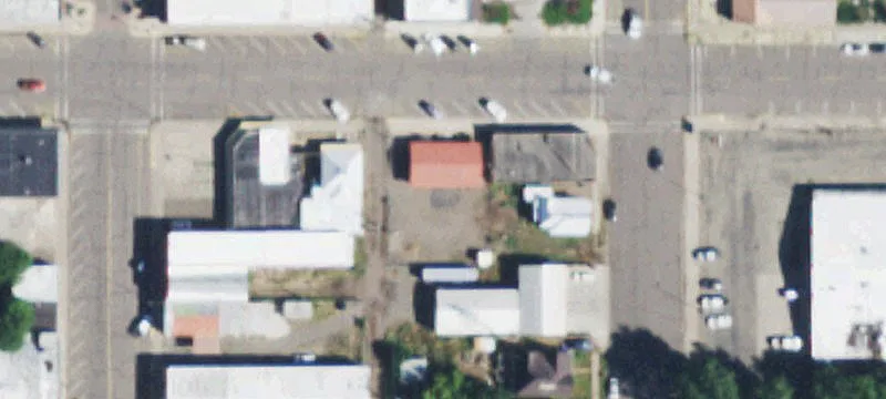 950 2nd Ave