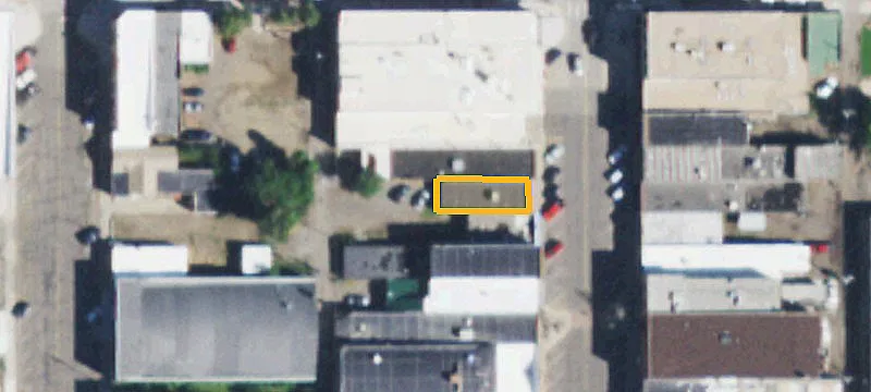 121 Adams St