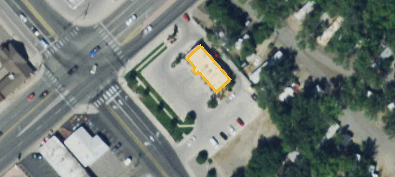 1300 Main St