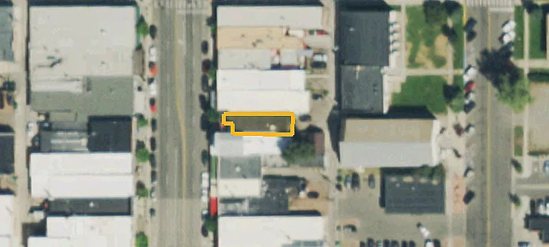 126 Main St