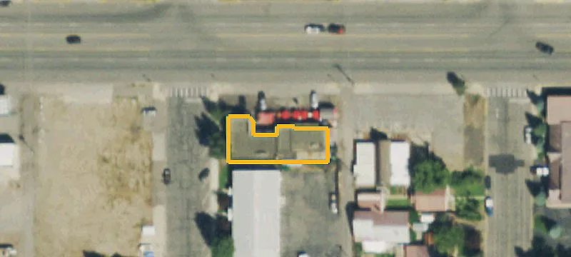 303 Tomichi Ave