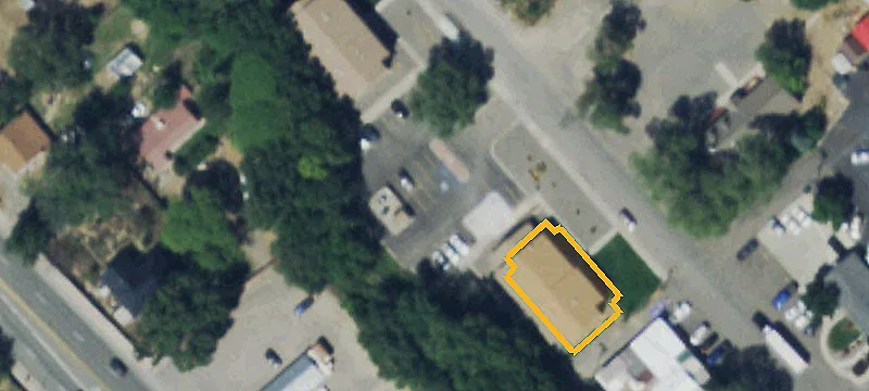 105 Cedar Ave