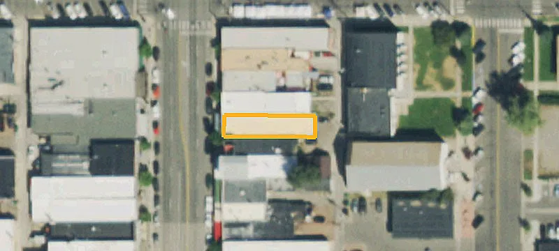 132 Main St