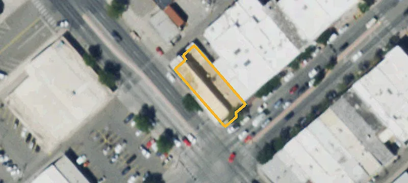 301 Main St