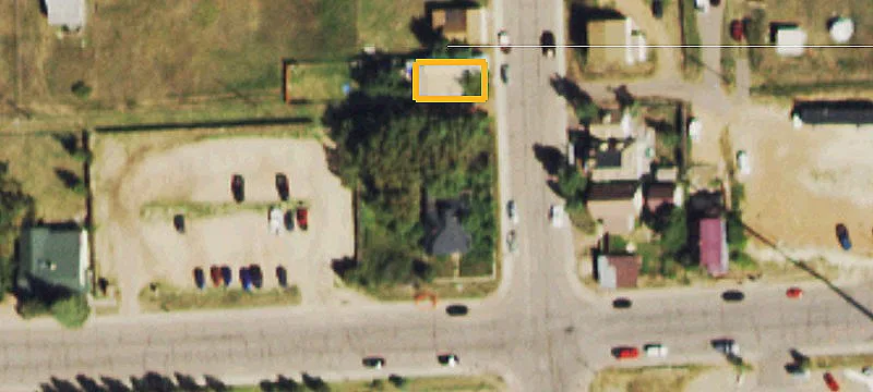 175 Carr Ave