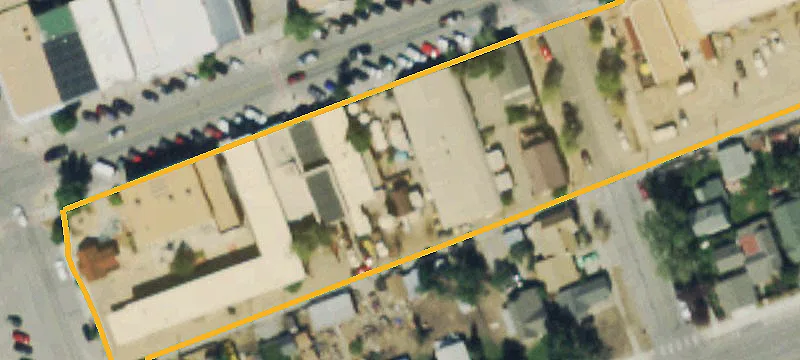 321 Main St
