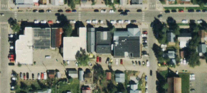 326 Elk Ave, Unit B