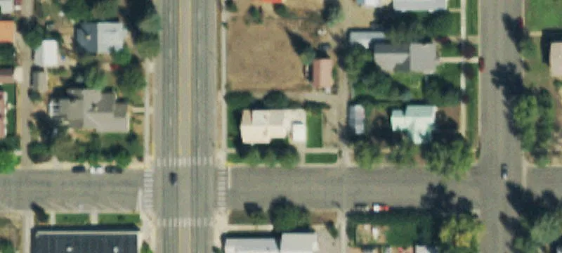 400 Main St
