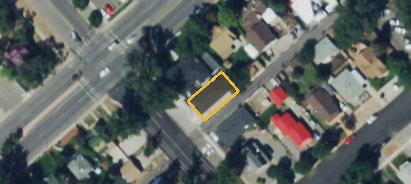 802 Main St