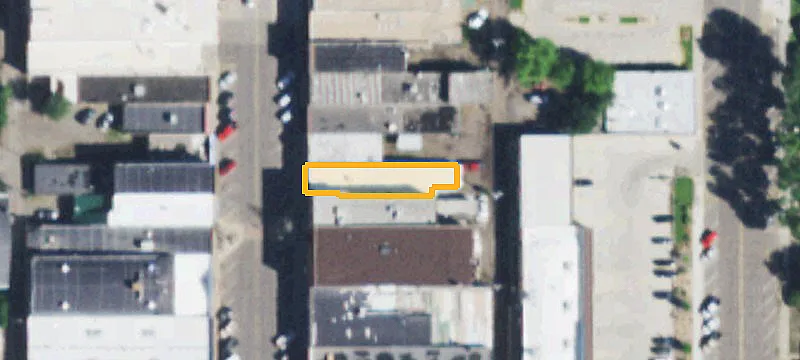 132 Adams St