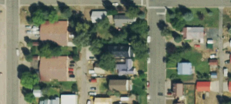 215 10th St