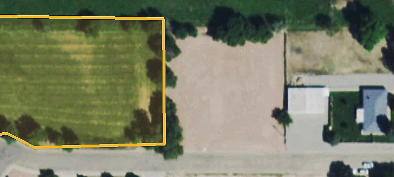 1401 Bauer Ln