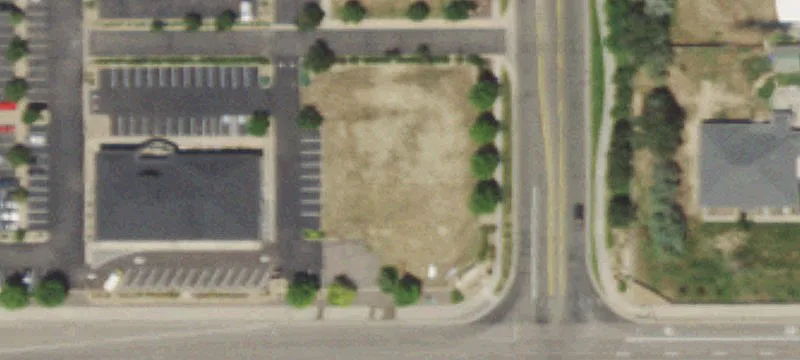 15 42nd Ave